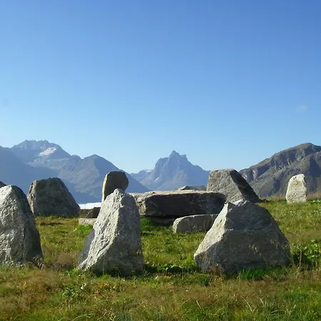 Konukevi Hof Am Platzli Sankt Anton am Arlberg