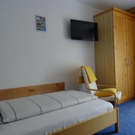 ゲストハウス Hof Am Platzli サンクト・アントン・アム・アールベルク